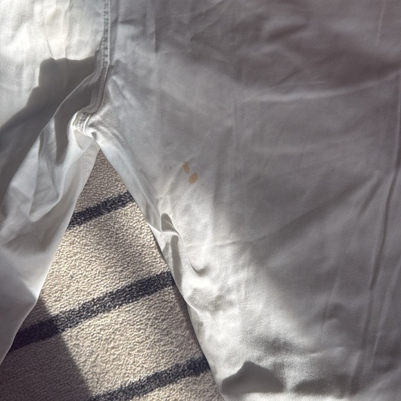 Banana Republic Men’s White Chinos. - Picture 7 of 8